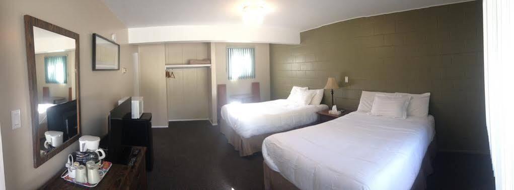 Ray Lyn Motel Trail Eksteriør bilde